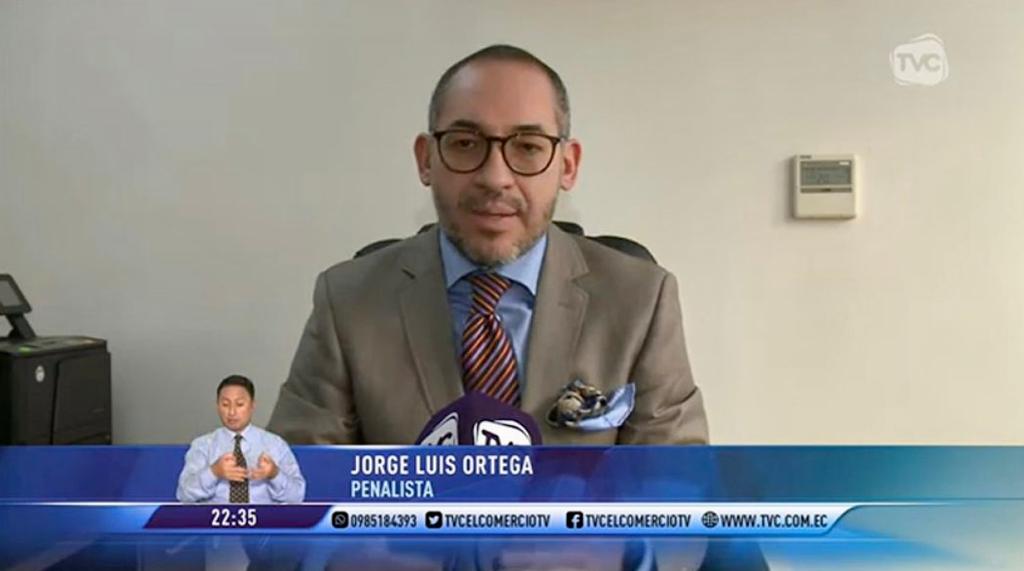 ¡Ministro de Gobierno se declara en rebeldía!